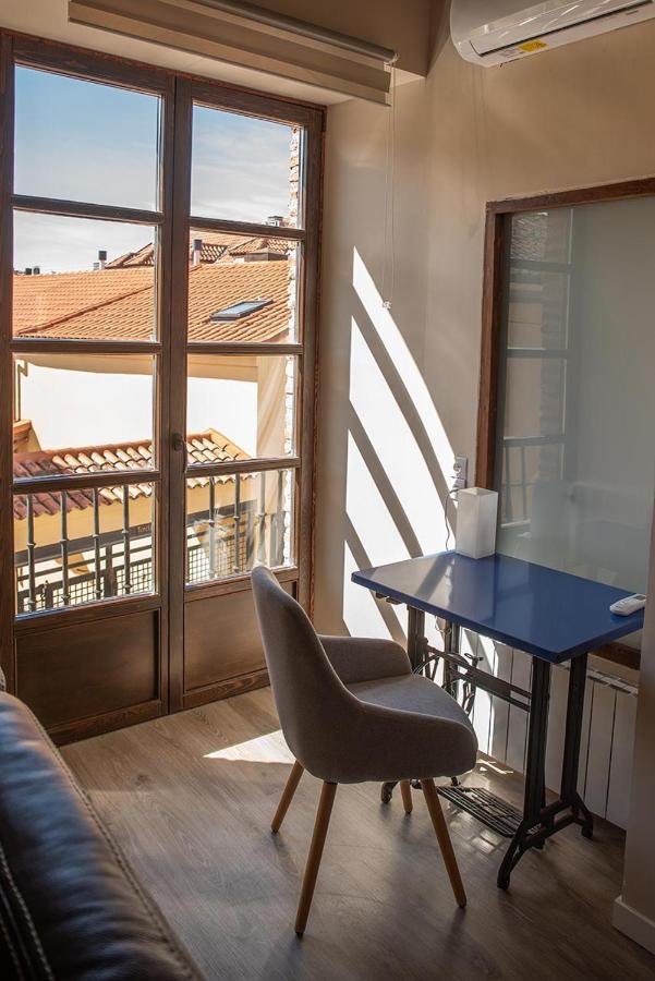 Apartamento La Casona del Asno Alcalá de Henares Exterior foto