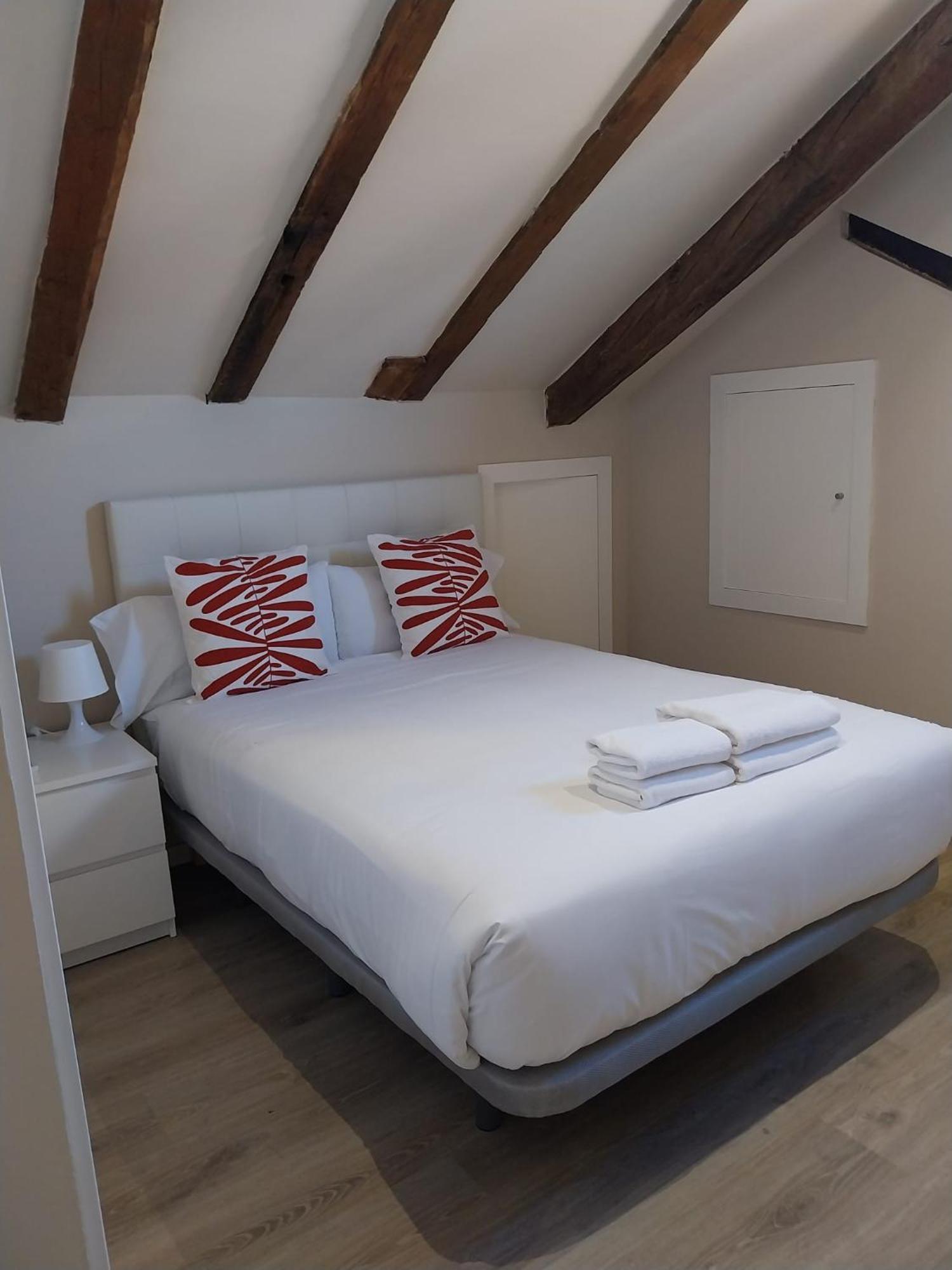 Apartamento La Casona del Asno Alcalá de Henares Exterior foto