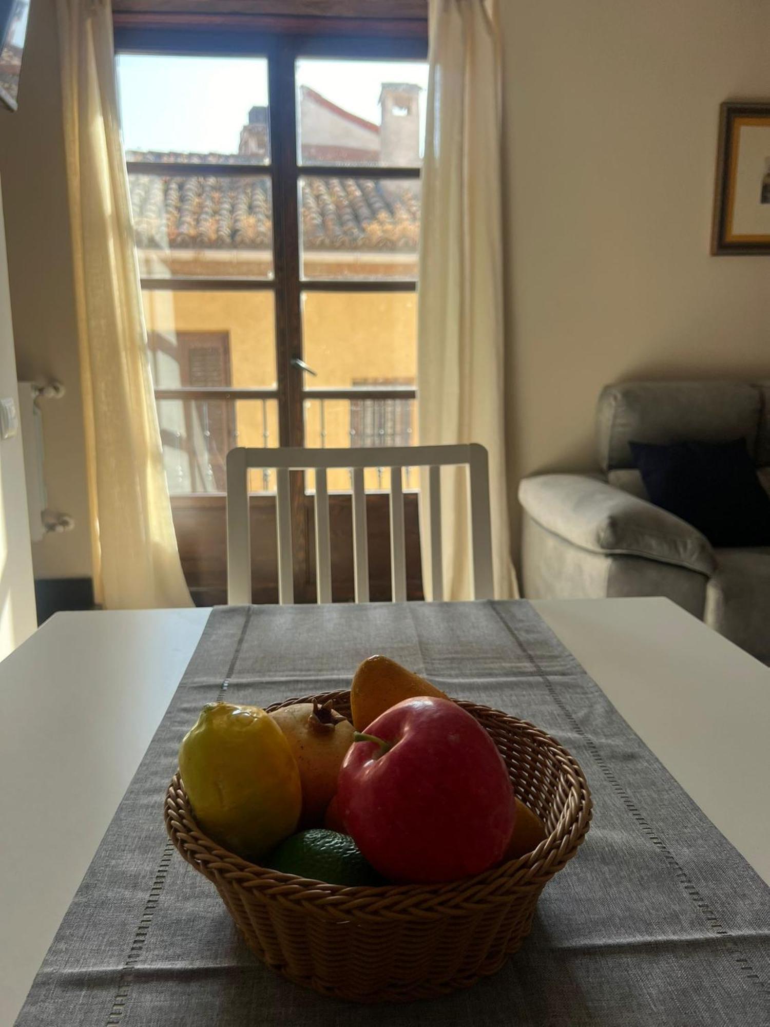 Apartamento La Casona del Asno Alcalá de Henares Exterior foto